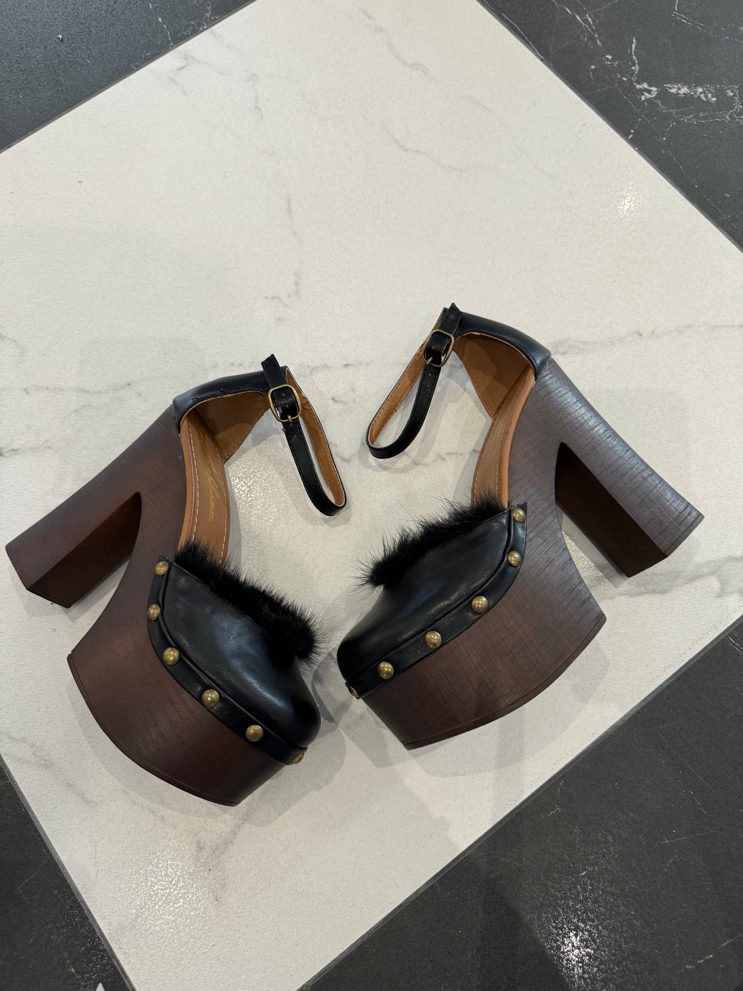 CHLOE STYLE FUR DETAIL PLATFORMS